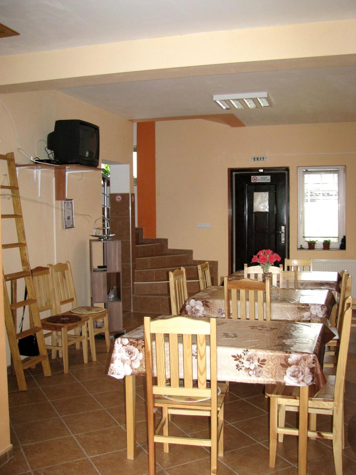 Guest House Familia Samovodene Luaran gambar