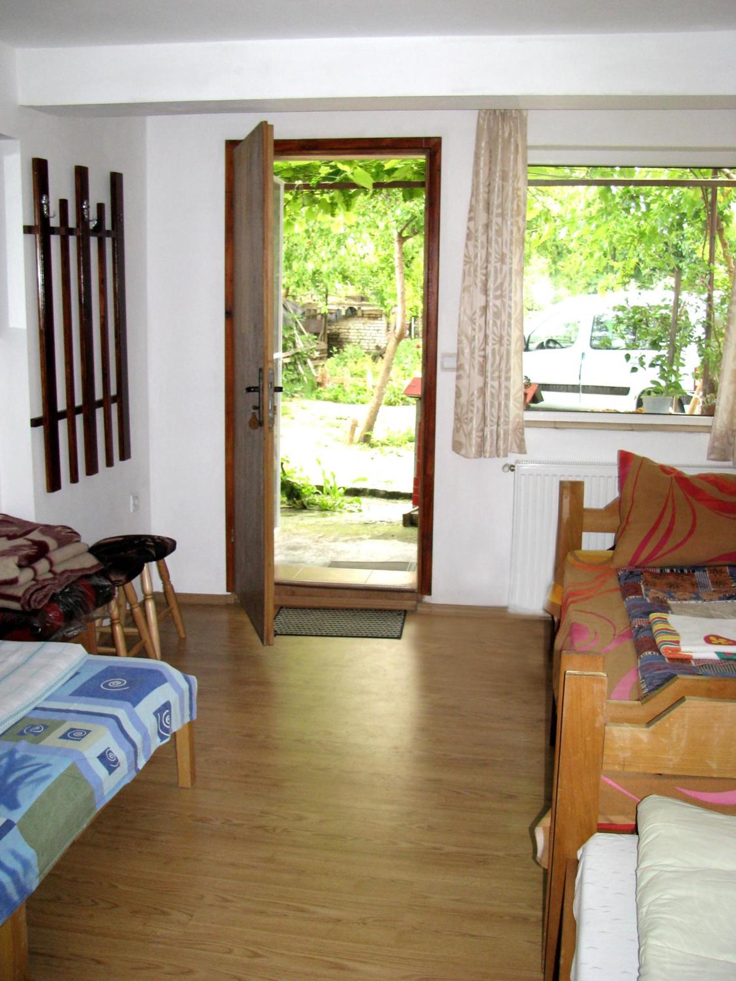 Guest House Familia Samovodene Luaran gambar