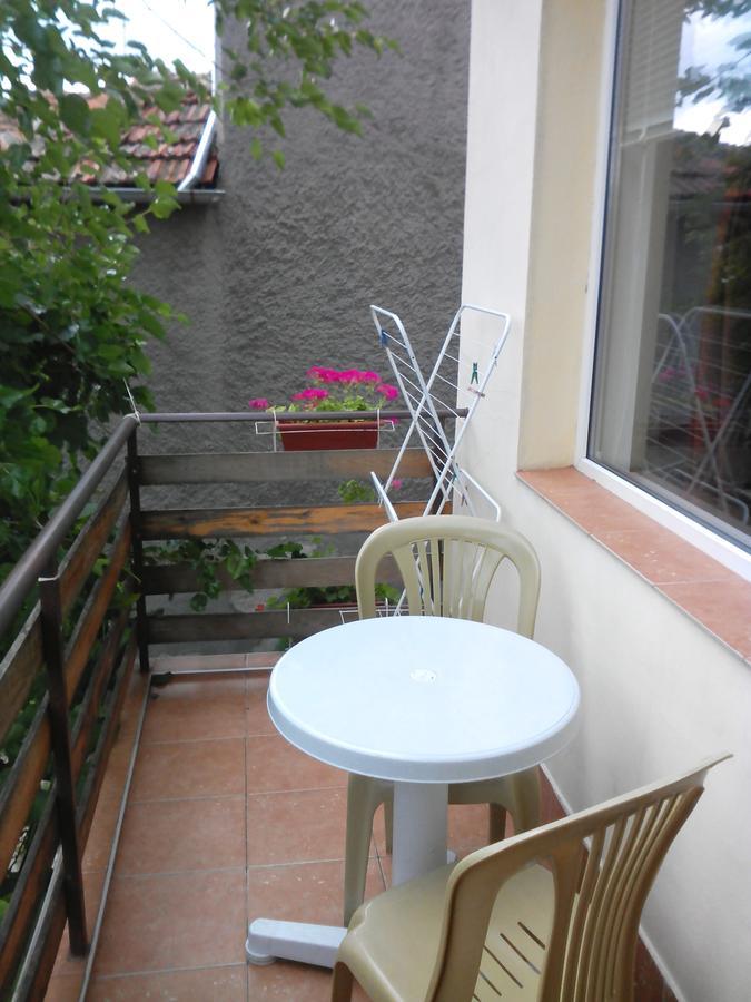 Guest House Familia Samovodene Luaran gambar
